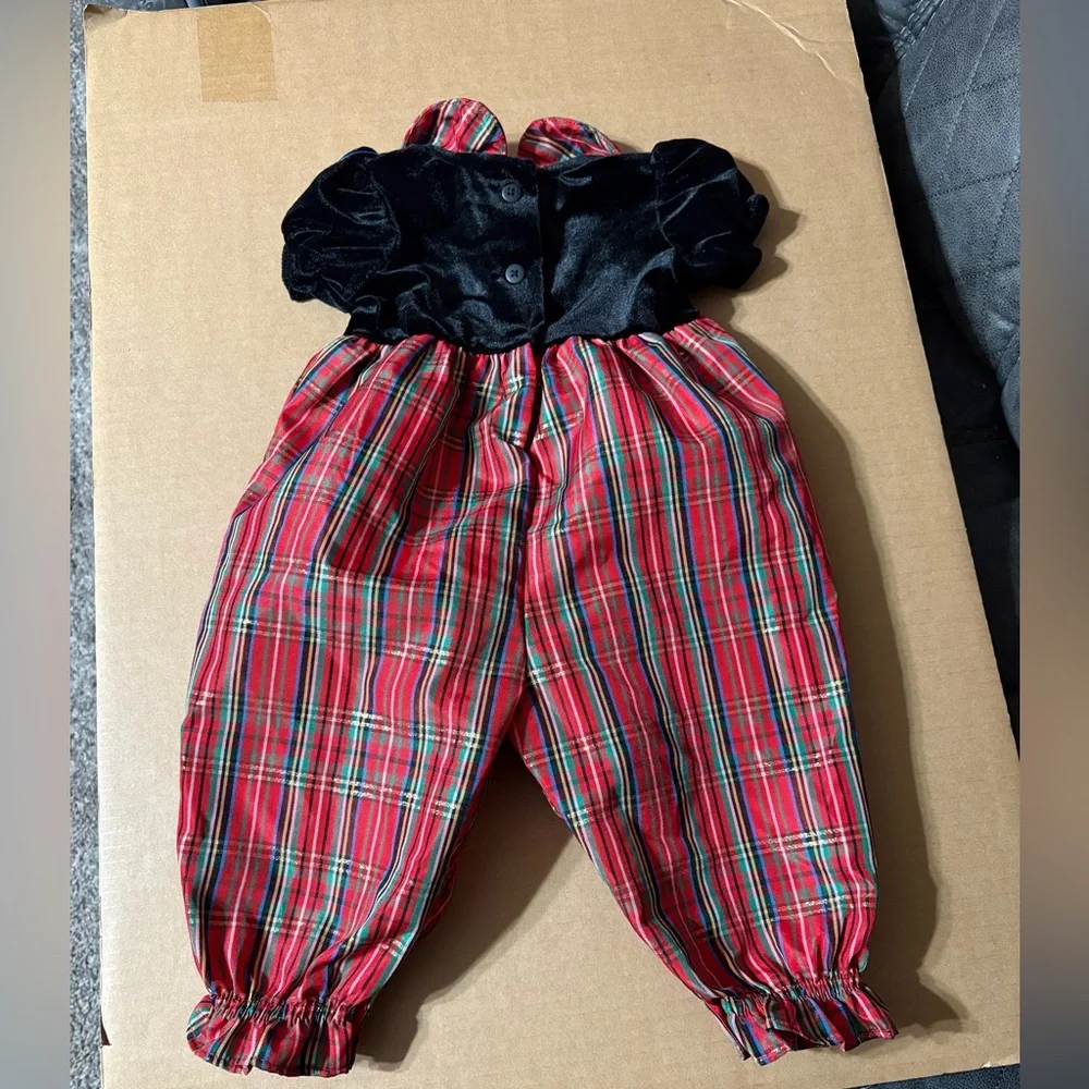 Good Lad‎ Girls Baby Christmas Romper 9 Month black velvet red plaid holiday NWT